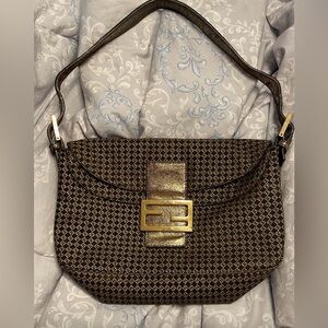 COPY - Fendi Baguette Double Flap